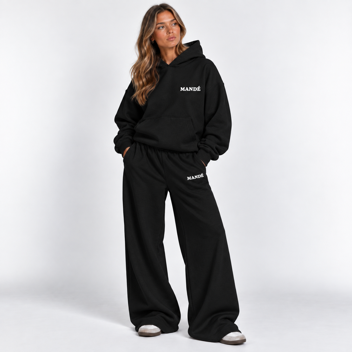 Mandé Hoodie & Byxa Set Black - framifrån
